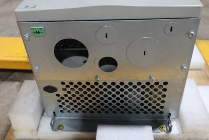 ALLEN BRADLEY 2099-BM09-S 2099BM09S KINETIX 7000 SERVO DRIVE